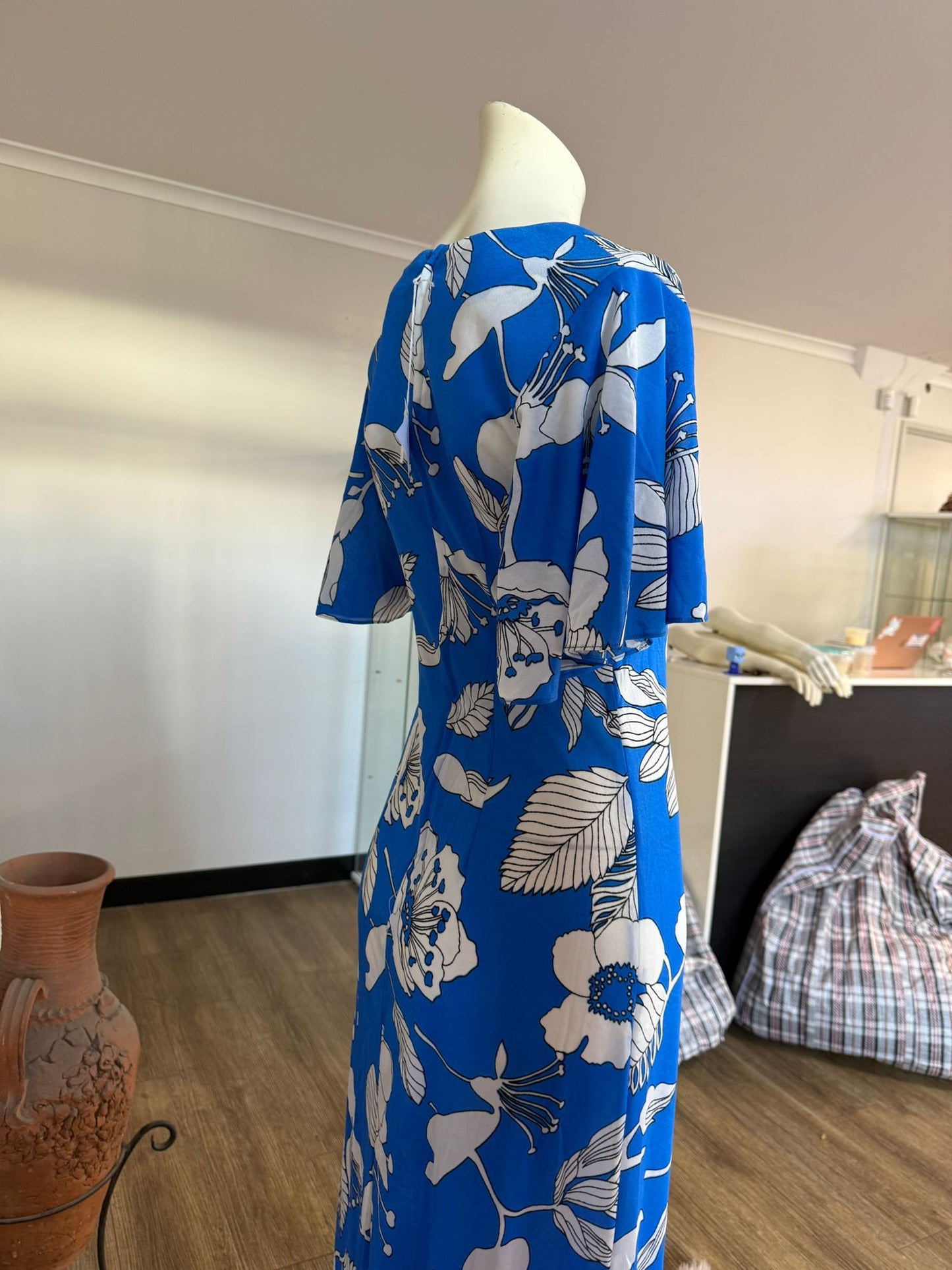 Stunning Bold Blue Floral Maxi Dress – Perfect for Summer & Special Occasions